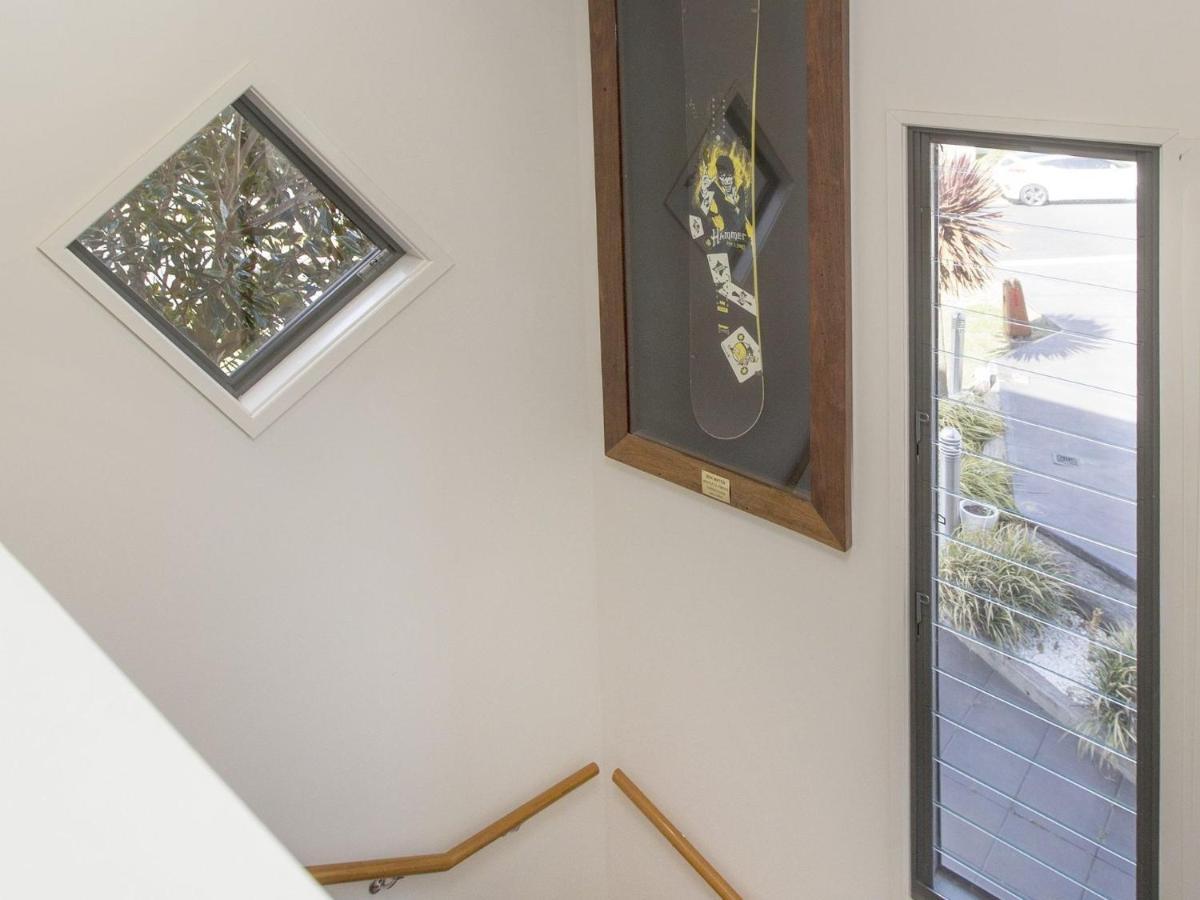 Ned Kelly'S Retreat - Stunning 3Br Townhouse L Lake Views L Wifi L Bbq ジンダバイン エクステリア 写真
