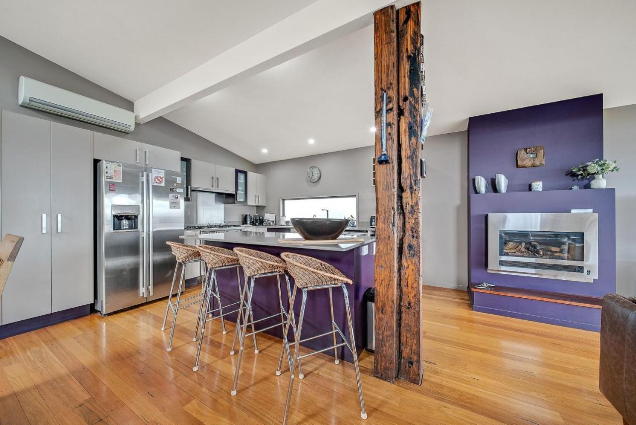 Ned Kelly'S Retreat - Stunning 3Br Townhouse L Lake Views L Wifi L Bbq ジンダバイン エクステリア 写真