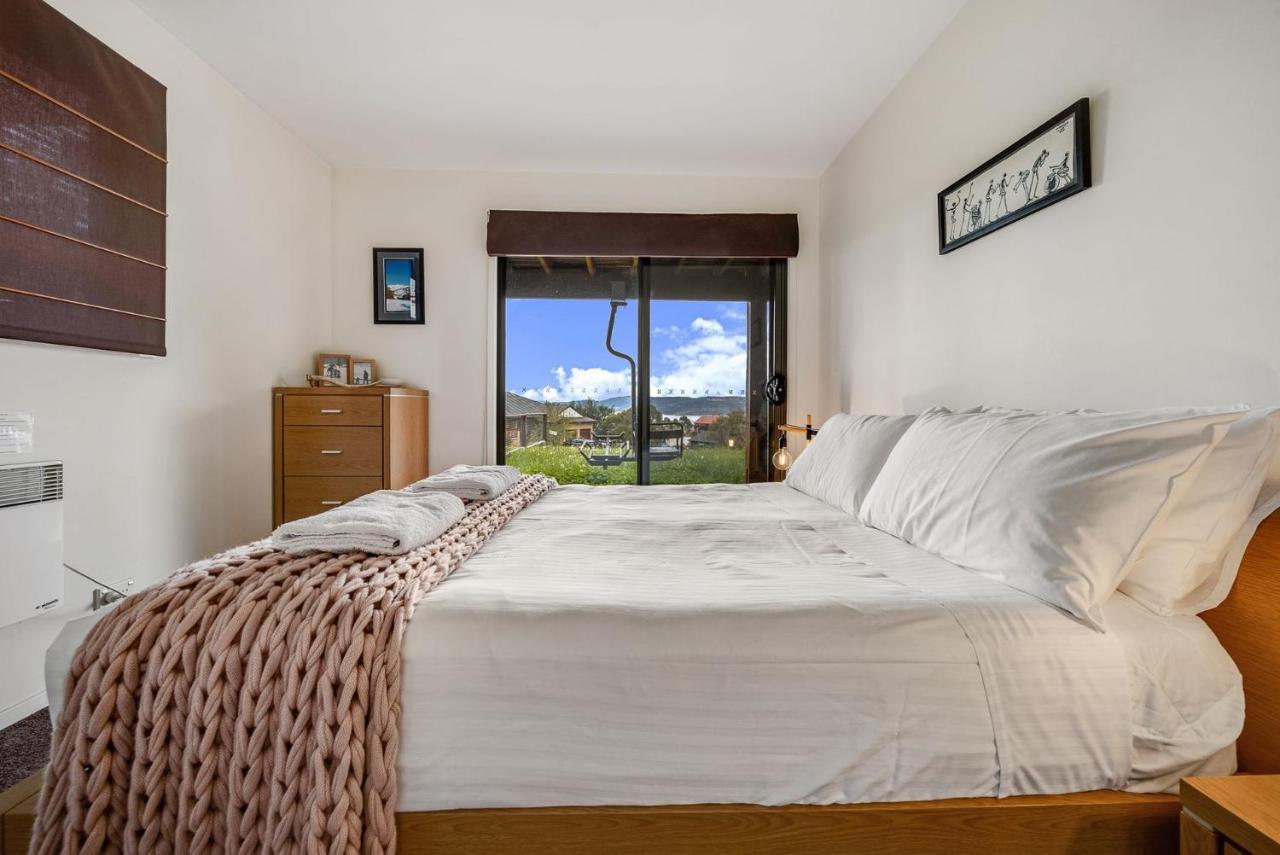 Ned Kelly'S Retreat - Stunning 3Br Townhouse L Lake Views L Wifi L Bbq ジンダバイン エクステリア 写真