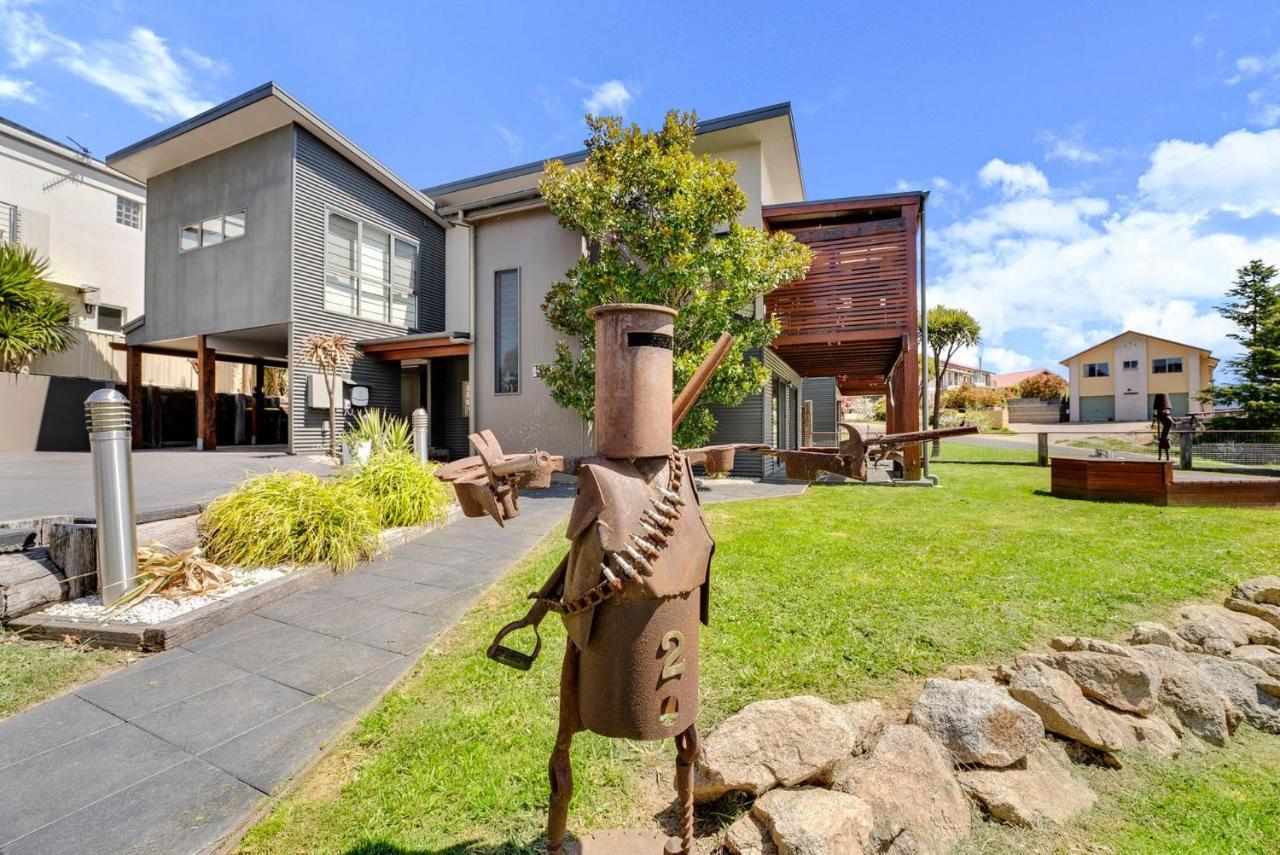 Ned Kelly'S Retreat - Stunning 3Br Townhouse L Lake Views L Wifi L Bbq ジンダバイン エクステリア 写真