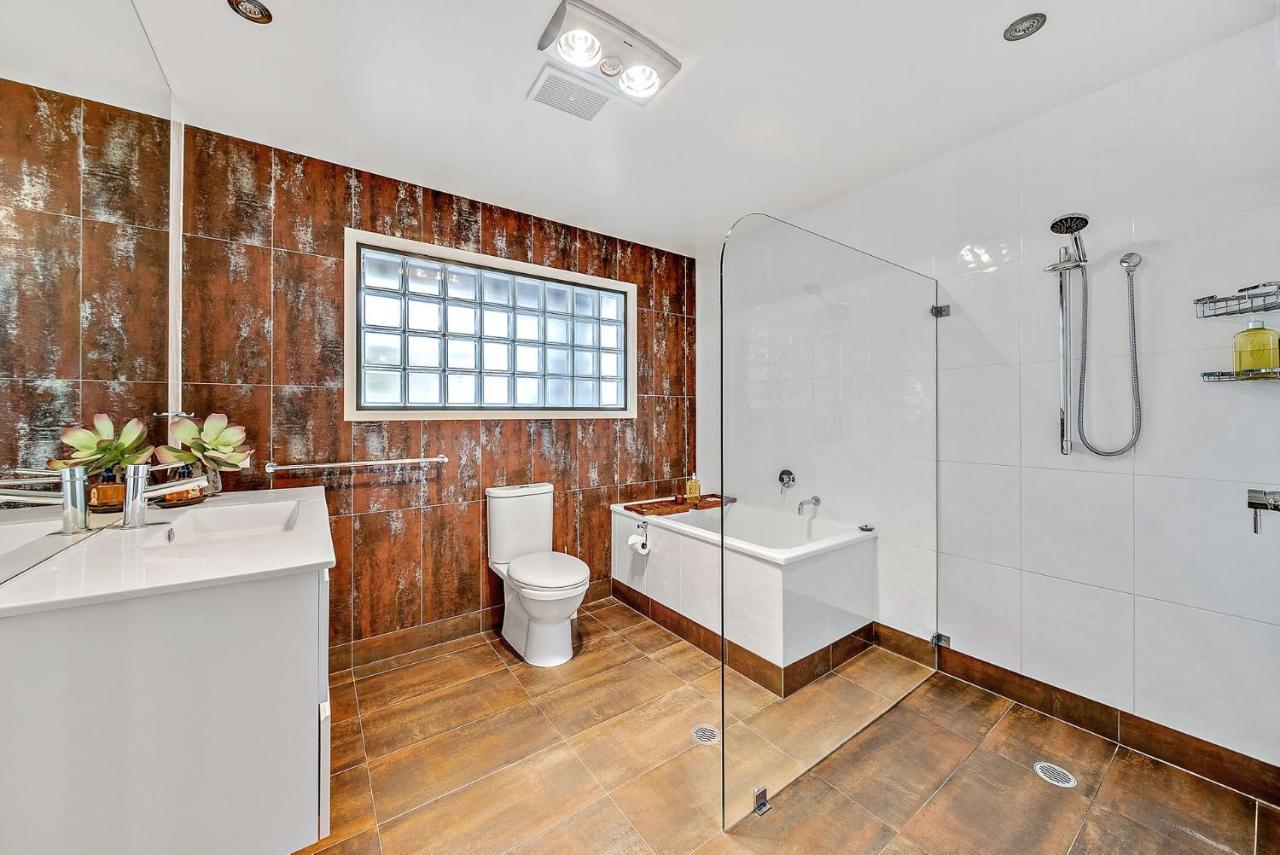 Ned Kelly'S Retreat - Stunning 3Br Townhouse L Lake Views L Wifi L Bbq ジンダバイン エクステリア 写真