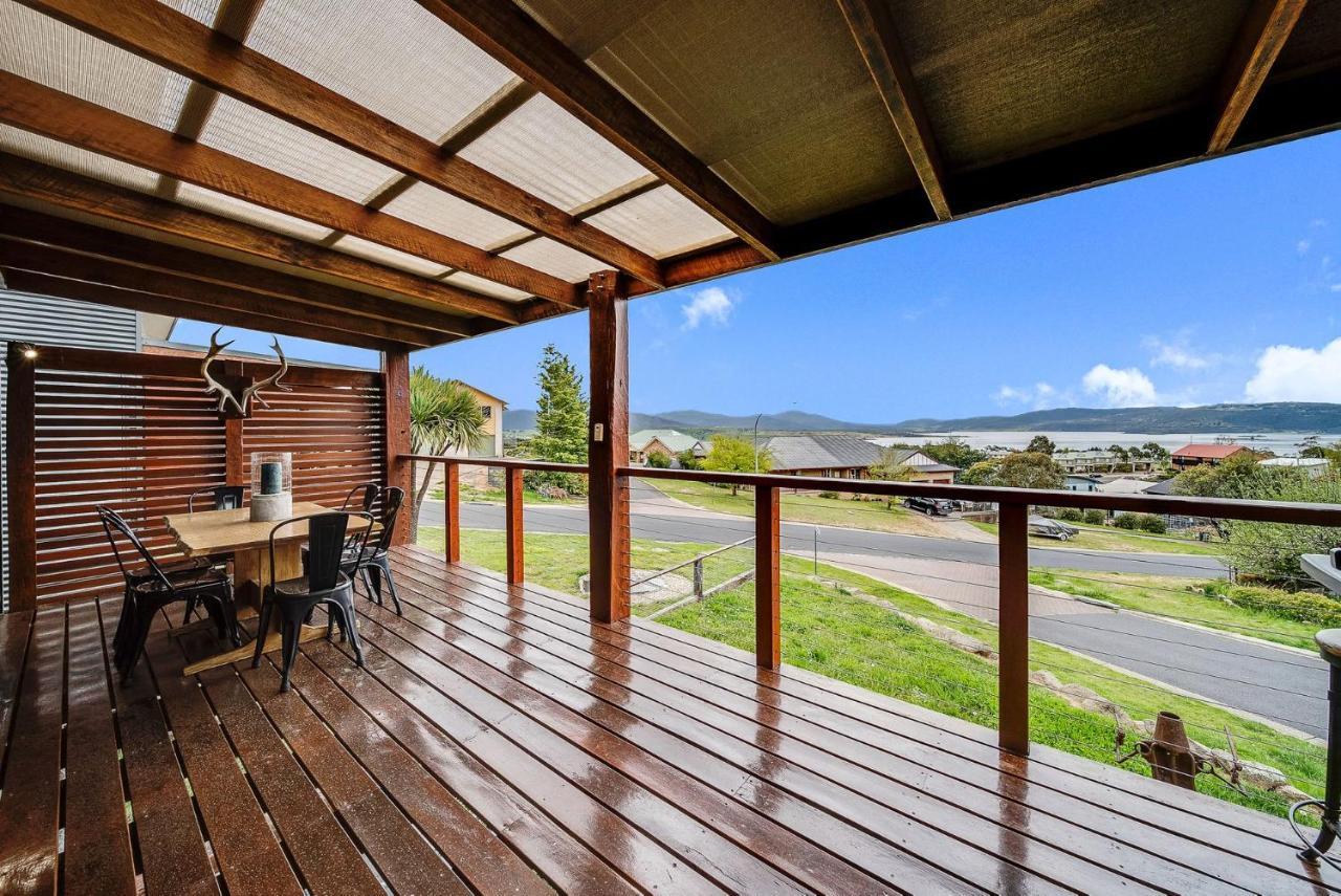 Ned Kelly'S Retreat - Stunning 3Br Townhouse L Lake Views L Wifi L Bbq ジンダバイン エクステリア 写真